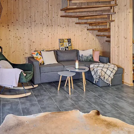 2 Bedroom Awesome In *