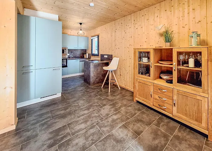 2 Bedroom Awesome In *