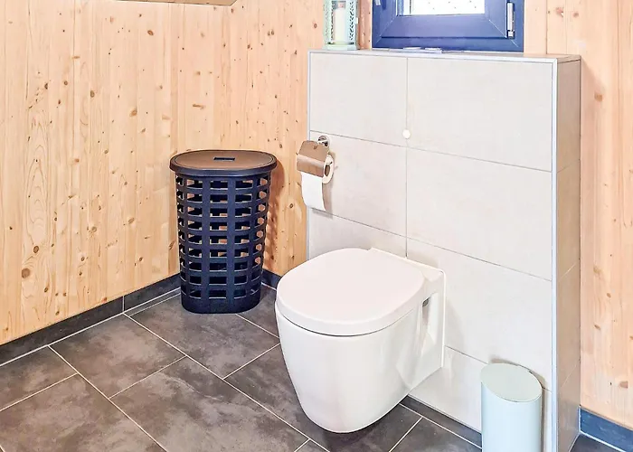 2 Bedroom Awesome In *